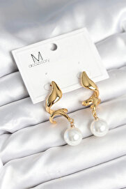 Buti̇k İnci̇ Detaylı Sarmal Model Gold Renk Pi̇ri̇nç Kadın Küpe