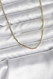 Shauan 14K Gold Renk Kaplama Ezme Zi̇nci̇r Model Cm Kadın Kolye