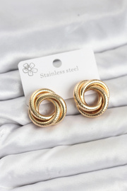 Buti̇k 316L Çeli̇k Gold Renk Lazerli̇ Sarmal Halka Kadın Küpe