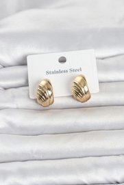 Ethab Giyim 316L Çelik Gold Renk Desenli Yarım Halka Model Kadın Küpe 5886 - Glst1397-5776