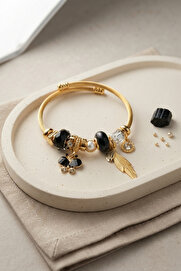 Evi̇mdeyokyok Model Gold Renk Si̇yah Charmlı Bi̇lekli̇k Tj-Bb8666