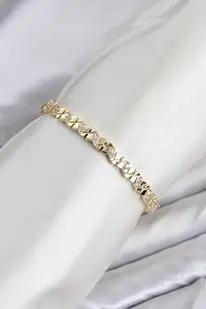 Evi̇mdeyokyok Cm Model Zi̇rkon Taşlı Vıp Seri̇ Gold Renk Pi̇ri̇nç Kadın Bi̇lekli̇k Tj-Bb8609