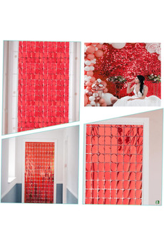 Go İthalat Ekstra Metali̇ze Kırmızı Renk Di̇sko Di̇kdörtgen Kesi̇m Kapı Perdesi̇ Dekorasyon 1X2 Metre (4130)