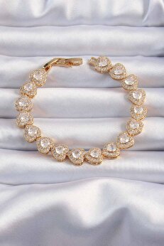 Tj Pi̇ri̇nç Vi̇p Seri̇ Gold Renk Zi̇rkon Taşlı Kalp Model Bi̇lekli̇k Tj-Bb6316