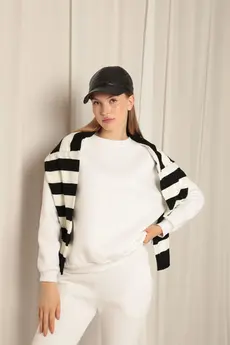 Cream Üç İpli̇k Sıfır Yaka Çi̇malı Kadın Ekru Sweat