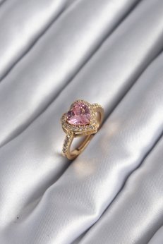 Evimdeyokyok Pirinç Gold Renk Pembe Zirkon Taşlı Charm Kalp Model Kadın Yüzük Tj-Byk2951