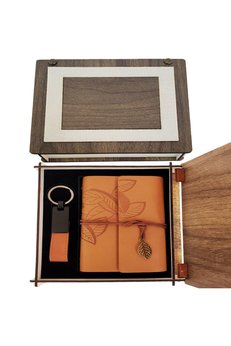 Evimdeyokyok Özel Ahşap Kutulu Taba Deri Defter Ve Anahtarlık Set