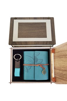 Evimdeyokyok Özel Ahşap Kutulu Mavi Deri Defter Ve Anahtarlık Set