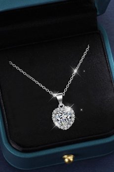 Crystal Diamond Zirconia Işıklı kutuda 1.01 özel kesim parlak kalp kolye sevgiliye hediye anneye hediye