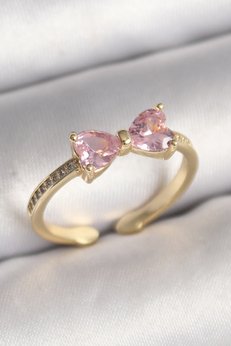 Clariss Pirinç Gold Renk Pembe Zirkon Taşlı Kalp Fiyonk Model Kadın Yüzük
