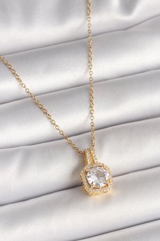 Evimdeyokyok 316L Çelik Gold Renk Zincir Zirkon Taşlı Kare Model Kadın Kolye - Tj-Bko9956