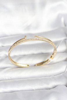 Evimdeyokyok Pirinç Gold Renk Zirkon Taşlı Çivi Model Kadın Kelepçe Bileklik Tj-Bb8090