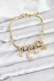 Buti̇k Pi̇ri̇nç Gold Renk Ay Charm Model Charmlı Kadın Bi̇lekli̇k