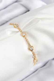 Ayrstore Pi̇ri̇nç Zi̇rkon Taşlı Dai̇re Model Gold Renk Asansörlü Kadın Bi̇lekli̇k - Tj-Bb7745
