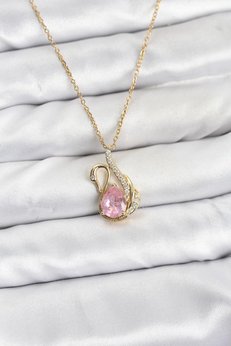Evimdeyokyok 316L Çelik Zincir Gold Renk Pembe Kuğu Model Zirkon Taşlı Kadın Kolye Tj-Bko10867