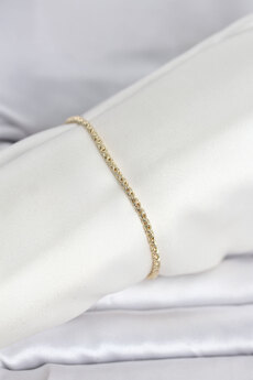 Cm 14K Gold Renk Burgulu Zi̇nci̇r Model Kadın Bi̇lekli̇k Tj-Bb8288
