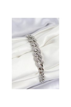 Clari̇ss Pi̇ri̇nç Zi̇rkon Taşlı Küba Zi̇nci̇r Model Gümüş Renk Kadın Bi̇lekli̇k - Tj-Bb7534 Tg/Tmya1395 223614
