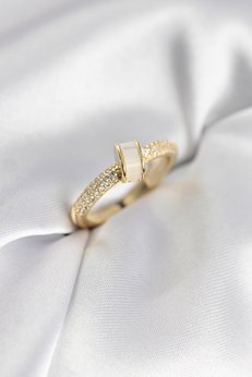 Evimdeyokyok Zirkon Taşlı Sedefli Gold Renk Kadın Yüzük Tj-Byk3942