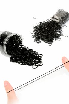 Design 4N Siyah Saç Örgü Lastiği 100’lü | Kopmaz Esnek İnce Lastik Toka | Saç Örgü Lastiği 100'lü