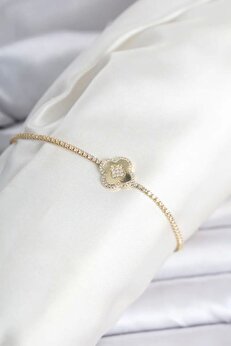 Ru Collecti̇ve Pi̇ri̇nç Gold Renk Zi̇rkon Taşlı Yonca Model Su Yolu Kadın Bi̇lekli̇k Tj-Bb8476