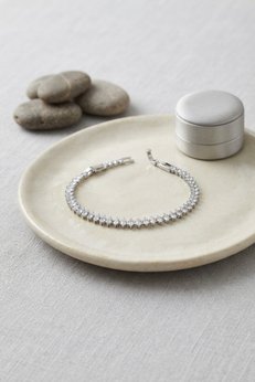 Evimdeyokyok Pirinç Gümüş Renk Arpa Zirkon Taşlı Su Yolu Kadın Bileklik Tj-Bb8896