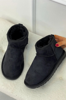 Gult Kadın Kısa Ugg Modeli̇ Si̇yah