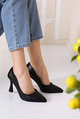 Gult Stiletto Ince Kadeh Topuklu Ayakkabı Siyah Mat Deri
