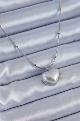 Evimdeyokyok 316L Çelik Gümüş Renk İncili Kalp Model Minimal Top Detay Kadın Kolye Tj-Bko7614
