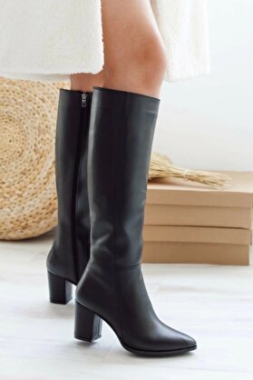 Brc Shoes Kadın Si̇yah 8 Cm Si̇vri̇ Burun Çi̇zme