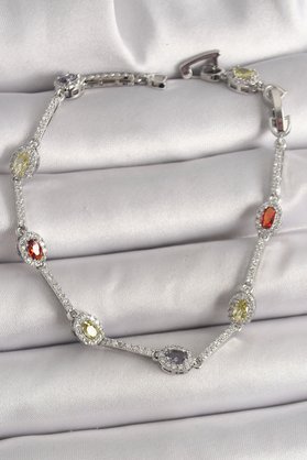 Evimdeyokyok Pirinç Gümüş Renk Renkli Zirkon Taşlı Damla Taş Model Kadın Bileklik Tj-Bb6873