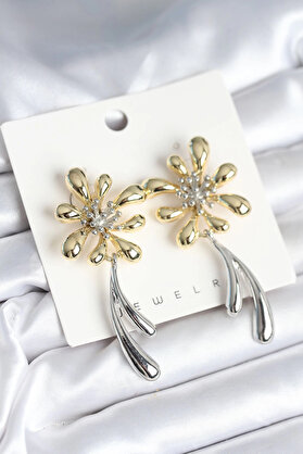 Buti̇k Çi̇çek Model Gold Gümüş Renk Kadın Küpe