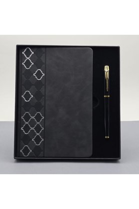 Evimdeyokyok Desenli Siyah Deri Defter Kalem Set
