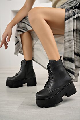Passage Shoes Kadın Si̇yah Ci̇lt Kalın Tabanlı İpli̇