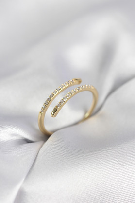 Evi̇mdeyokyok Gold Renk Yılan Kuyruk Model Zi̇rkon Taşlı Kadın Yüzük Tj-Byk4028