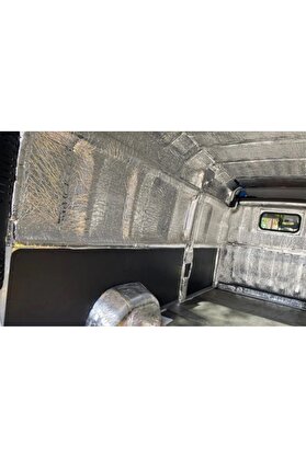Evimdeyokyok Alüminyum Folyolu Kendinden Yapışkanlı 6Mm 100×100 Oto Ses Ve Isı Yalıtım Malzemesi