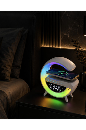 Techora.sale Kablosuz Rgb Bluetooth Hoparlör Usb Fm Ve Aux Destekli Taşınabilir Ses Sistemi