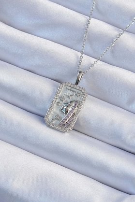 Ethab Giyim 316L Çelik Zincir Gümüş Renk Zirkon Taşlı Yüz Figürlü Tarot Kolye 5886 - Glst4676-3125