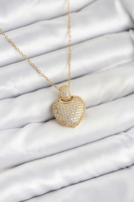 Ethab Giyim 316L Çelik Zincir Gold Renk Zirkon Taşlı Kalpli Kadın Kolye 5886 - Glst9275-4706