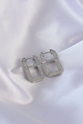 Ethab Giyim Vip Seri Pirinç Gümüş Renk Zirkon Taşlı Serenay Küpesi 5886 - Glst5943-5036