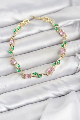 Evimdeyokyok Pirinç Gold Renk Pembe Zirkon Taşlı Çiçek Model Kadın Bileklik Tj-Bb8589
