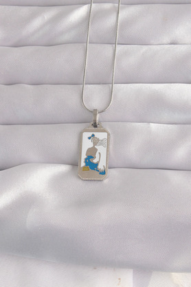 Ethab Giyim 316L Çelik Gümüş Renk Beyaz Mineli Kız Figür Tarot Kolye 5886 - Glst3653-6507