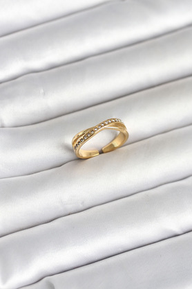 Byb Moda Tasarım 316L Çelik Gold Renk Zirkon Taşlı Kadın Yüzük 5886