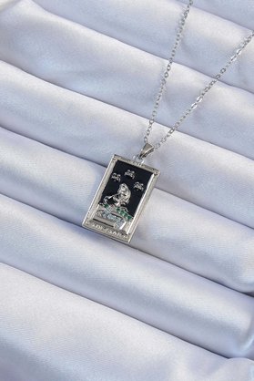 Ethab Giyim 316L Çelik Zincir Gümüş Renk Zirkon Taşlı Siyah Mineli Kız Figürlü Tarot Ko - Glst9305-653
