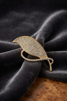Ethab Giyim Gold Renk Zirkon Taşlı Yaprak Model Broş 5886 - Glst9854-9360