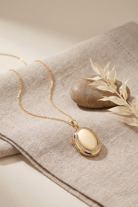 Ethab Giyim Pirinç Gold Renk Kapaklı Fotoğraf Koyulabilir Model Kadın Kolye 5886 - Glst2433-1278