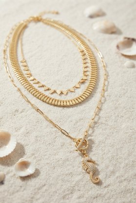Ethab Giyim Pirinç Gold Renk Deniz Atı Objeli Yılan Zincir Detaylı Kadın Kolye Kombini 5886 - Glst4731-911