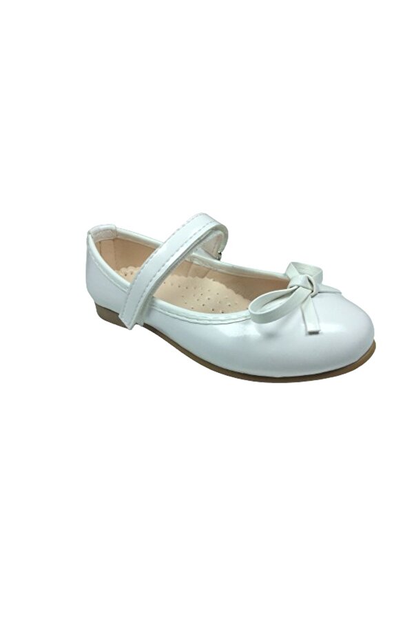Ortopedi̇kal1510 Ydz Emt Pati̇k Beyaz Rugan Babet Bıyık Fi̇yonk Kız Çocuk Abi̇ye Ayakkabı Fantezi̇