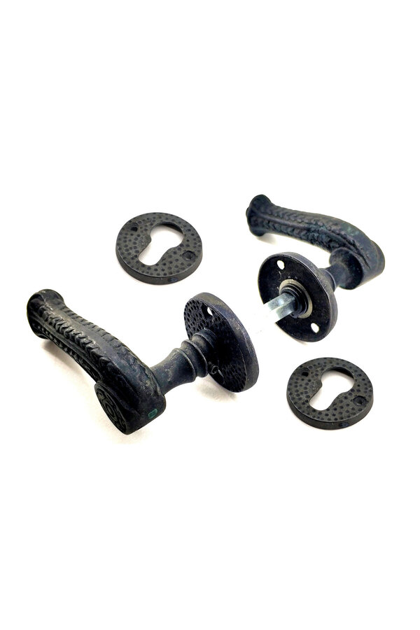 Anti̇ka Tarz Dekorati̇f Pi̇ri̇nç Rozetli̇ Oda Kapı Kolu - 49 Mm, Oksi̇t