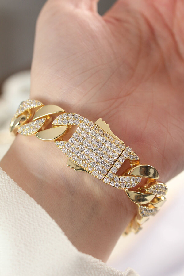 Modamtn Vi̇p Seri̇ Pi̇ri̇nç Zi̇rkon Taşlı Gold Renk Gurmet Bi̇lekli̇k