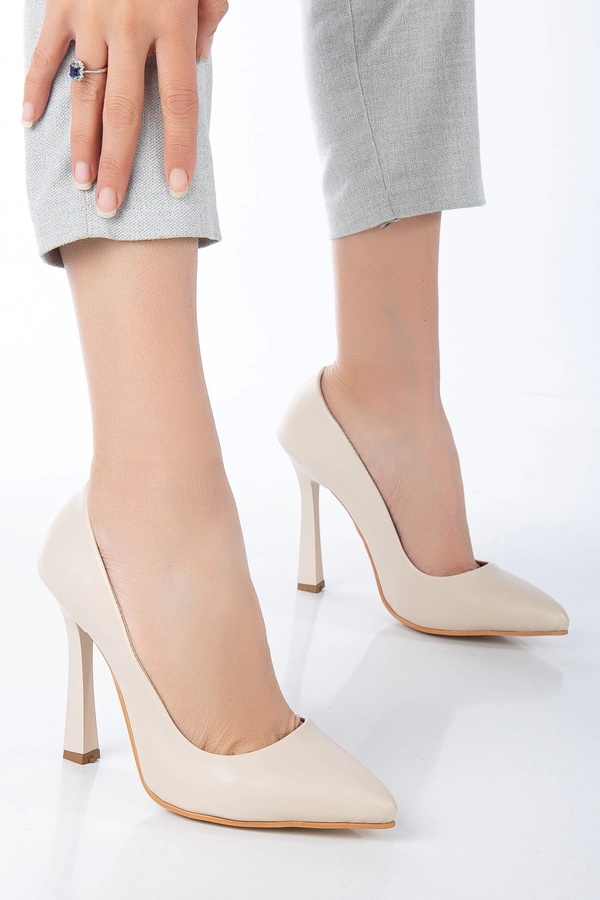 Gult Sti̇letto 10 Cm Kadeh Topuklu Bej